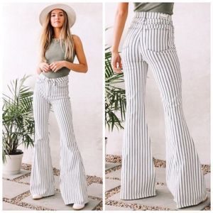 NWT Judy Blue Ultra High Rise Super Flare Jeans NEW White Blue Rowan 70s Retro